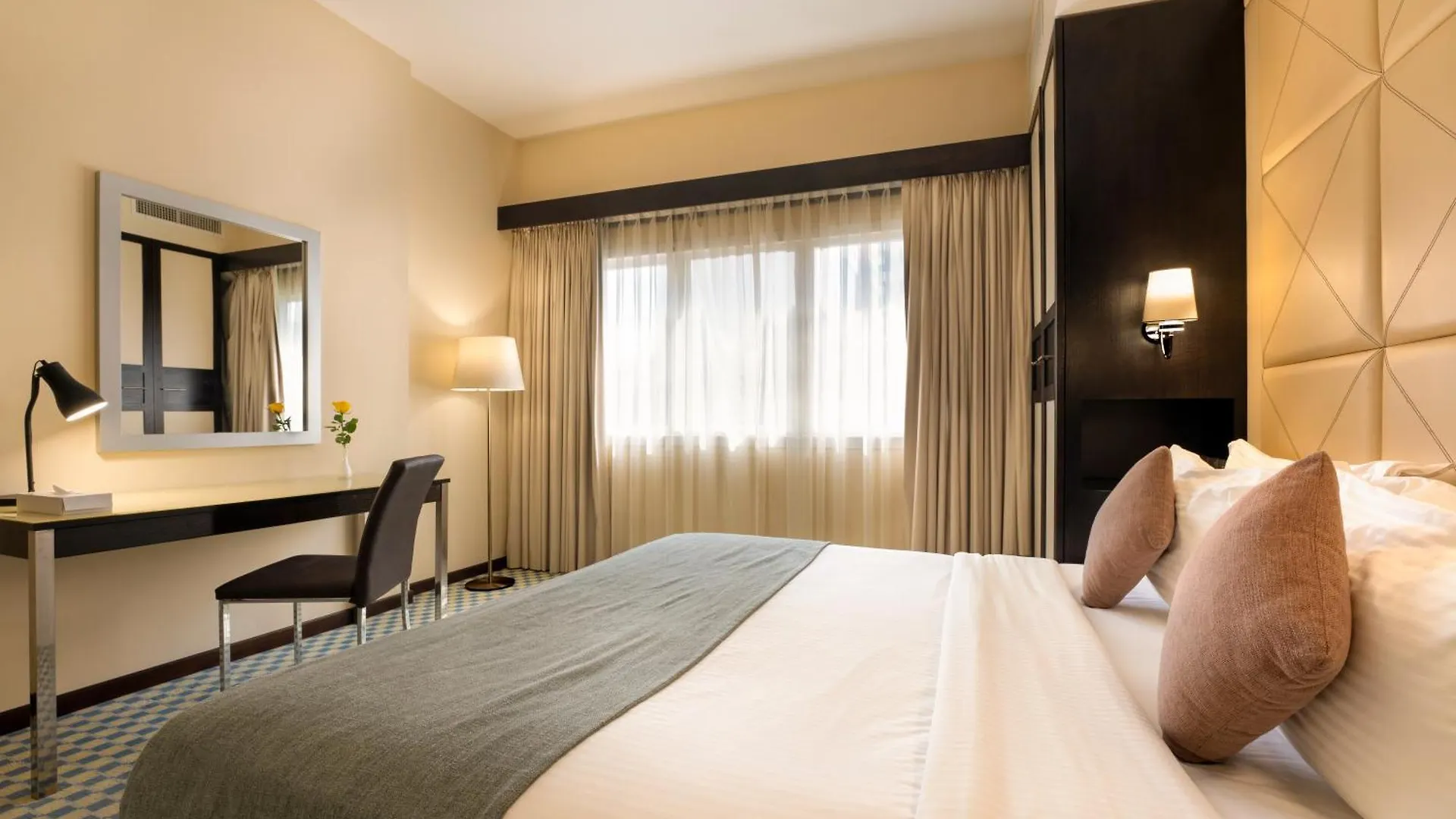 אבו דאבי The Eclipse Boutique Suites